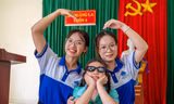 Hai sinh viên sư phạm ở Quảng Ninh mở lớp dạy học miễn phí cho học sinh vùng cao