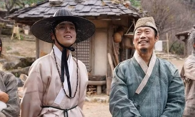 'The King's Warden' lại 'tái hành động' chứng tỏ sức hút bền bỉ