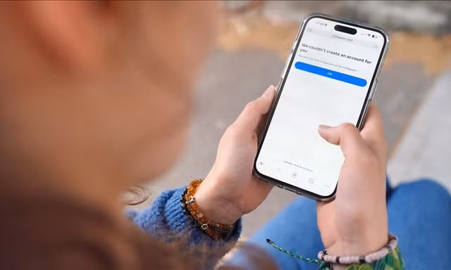 Meta cảnh báo ý định 'tự gây tổn hại bản thân'