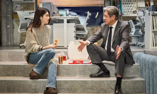'The Intern' phá vỡ thế 'độc tôn' của 'Odyssey'