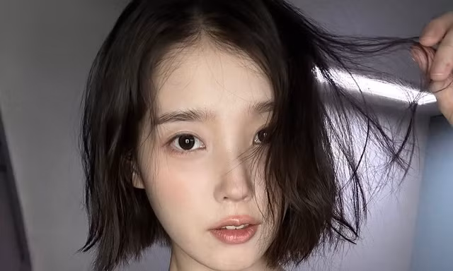 IU bị dị ứng tiếp xúc nghiêm trọng
