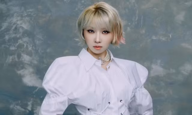 Minzy (2NE1) chuẩn bị 'phủ sóng cõi mạng'