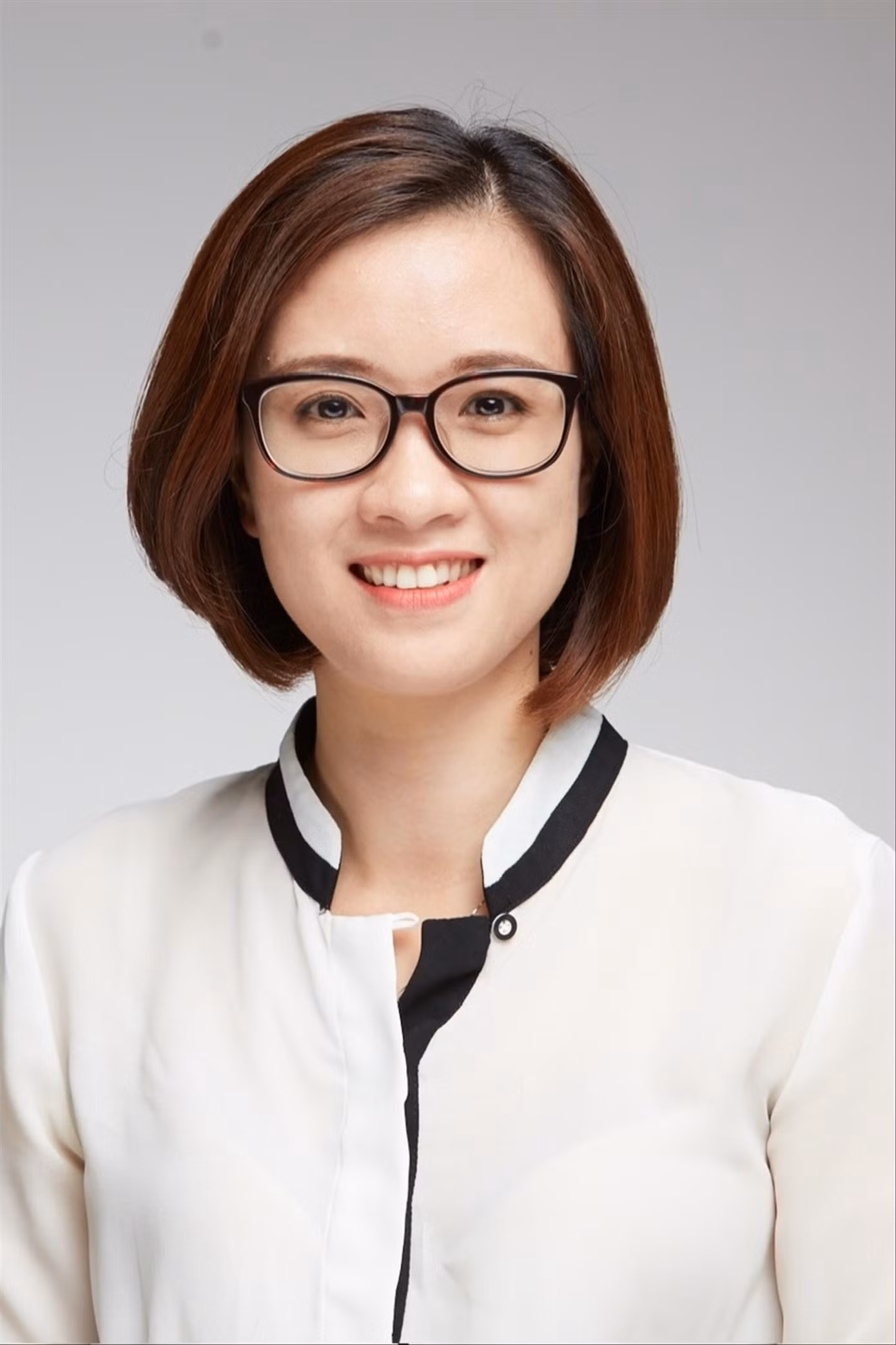 ts-hoang-thi-xuan-huong.jpg