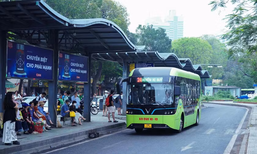 Hà Nội miễn phí metro, xe buýt 5 ngày nghỉ Quốc khánh