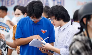 Nhiều trường đại học top đầu, ngành “hot” bất ngờ phải tuyển bổ sung