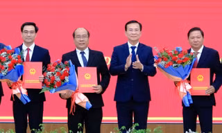 Lâm Đồng điều động, bổ nhiệm nhiều cán bộ