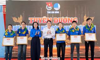 Lâm Đồng tôn vinh những người trẻ 'giữ lửa' trong nhà máy, xí nghiệp