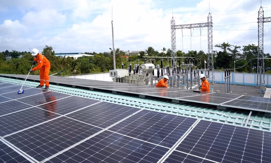 Sử dụng năng lượng tiết kiệm để doanh nghiệp giảm áp lực chi phí