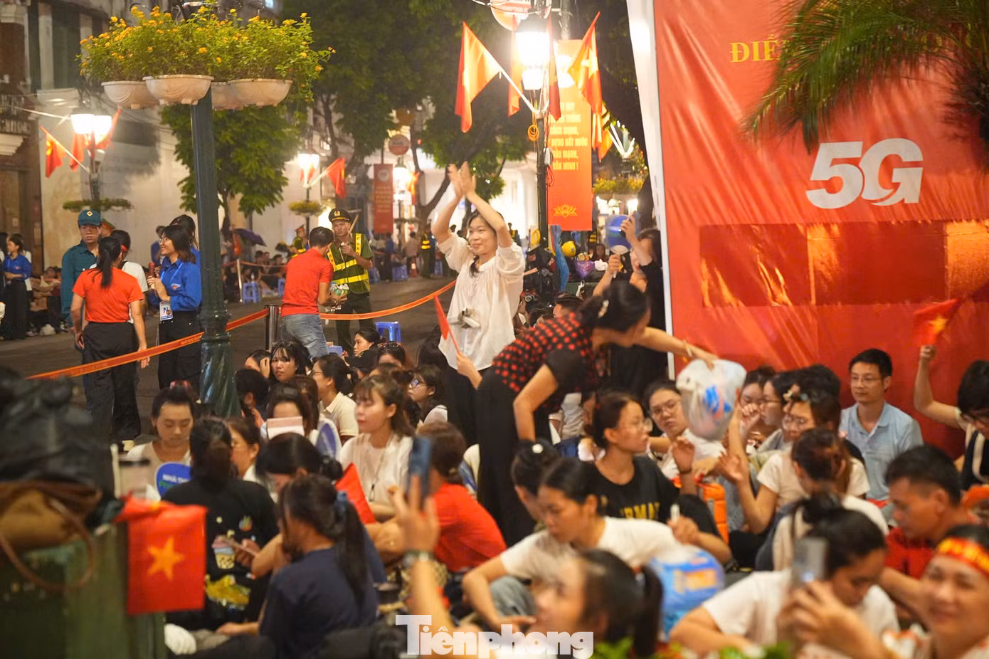 tp-concert-quan-doi30.jpg