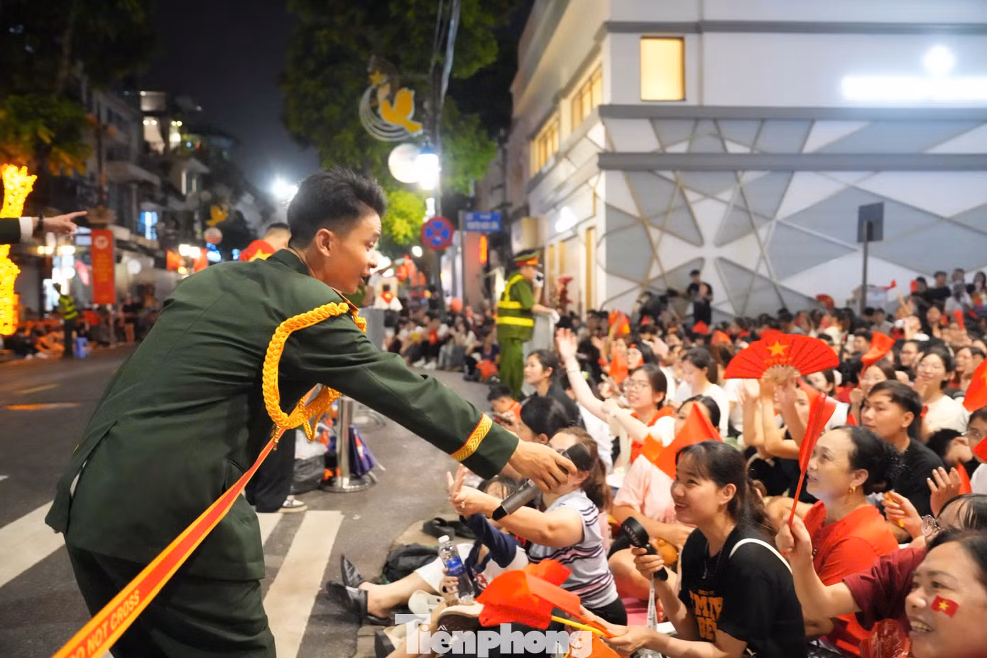 tp-concert-quan-doi18.jpg