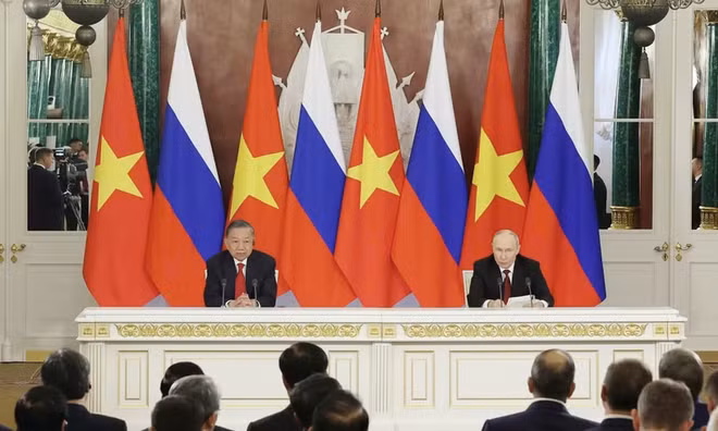 Tuyên bố chung về việc củng cố hơn nữa Quan hệ Đối tác Chiến lược toàn diện Việt Nam-Nga trong giai đoạn mới