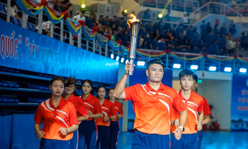 Ấn tượng Lễ khai mạc Đại hội TDTT thành phố Quảng Ninh