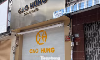Đóng cửa hàng loạt, nhiều tiệm kim cương ở TPHCM đổ lỗi cho khách hàng