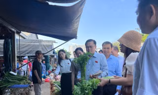An toàn thực phẩm tại chợ đầu mối: Mới quản đầu ngọn, chưa xác định được 'gốc'