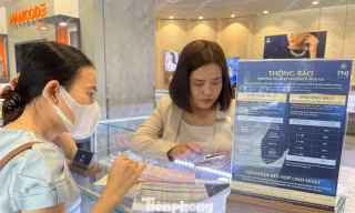Khổ như đi bán kim cương: Người giàu cũng khóc!