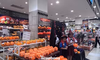 Halloween cận kề, thị trường đồ 'giả ma' vẫn ế 