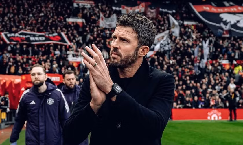 Como là cơ hội cuối để Michael Carrick giữ ghế tại MU?
