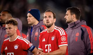 Bayern đánh rơi 3 điểm trong trận đấu điên rồ ở Champions League