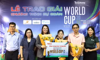 Trao thưởng minigame 'Cùng Tiền Phong trổ tài dự đoán World Cup 2026' tại TPHCM