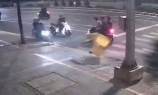 Phạt tù nhóm thiếu niên vô cớ đánh, chém người đi đường