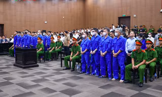 Nữ cán bộ hưu trí lặn lội từ TPHCM ra Hà Nội dự tòa, mong sớm lấy lại 20 tỷ bị Mr Pips chiếm đoạt