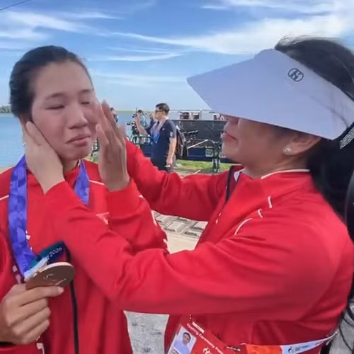 Nỗi lòng của nữ VĐV lần đầu giành huy chương Asiad nhưng không thể lên bục nhận giải