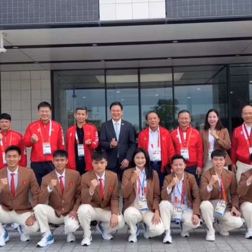 Đoàn Thể thao Việt Nam được tiếp lửa trước giờ G Asiad 20