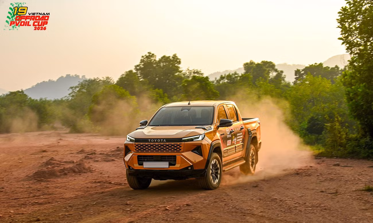 Hilux và FJ góp mặt tại VOC 2026, Toyota mang đến trải nghiệm gì?