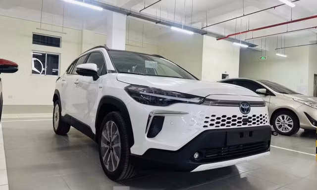 Toyota chuẩn bị sản xuất xe mới tại Việt Nam, có cả hybrid