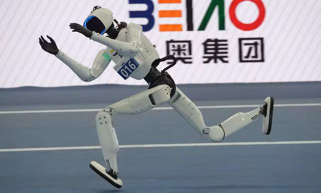 Dáng chạy của robot Trung Quốc đang 'gây sốt' mạng xã hội