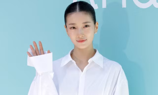 'Ngôi Sao Mai' trong làng bất động sản gọi tên Suzy