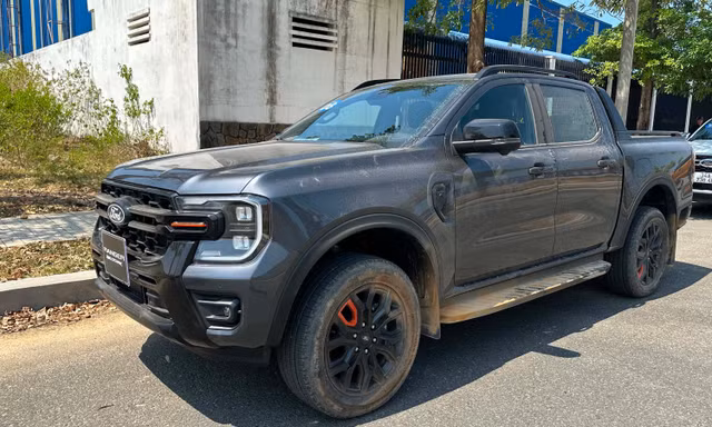 Triệu hồi hơn 1.500 xe Ford Ranger tại Việt Nam