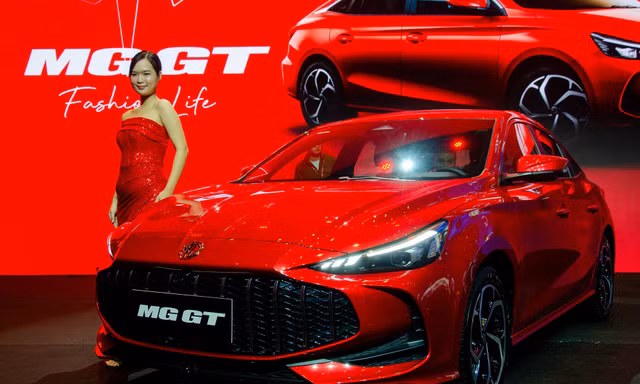 Cuộc đua doanh số ô tô tại Việt Nam: Khi sedan dần cảm thấy 'ngộp thở'