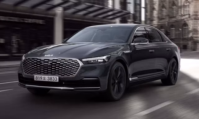 Kia 'khai tử' mẫu sedan đầu bảng từng bán ở Việt Nam