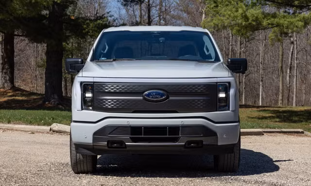 Bán tải điện nổi tiếng của Ford bị thay thế