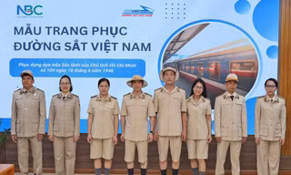 Điều đặc biệt về đồng phục của nhân viên hỏa xa năm 1946 