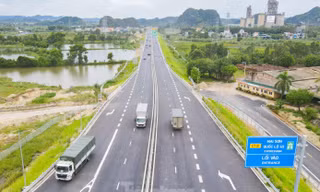 Nhiều dự án cao tốc, trạm dừng nghỉ Bắc - Nam khai thác dịp 30/4