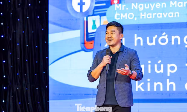 Bạn trẻ Đà Nẵng 'đón sóng' thương mại điện tử thời AI