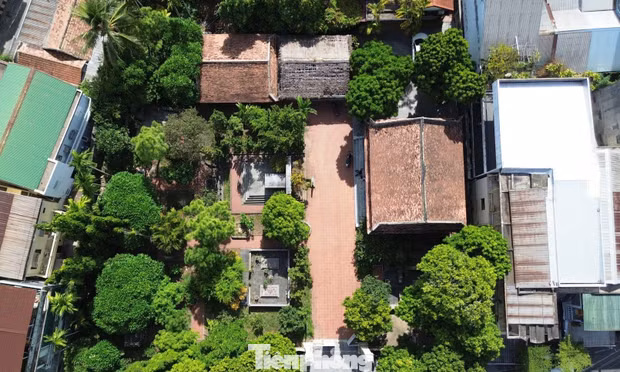 Bí mật khu nghĩa trang mang tên Phan Bội Châu