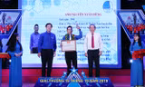 Tuyên dương 15 thanh niên nhận giải thưởng 15 tháng 10