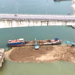 Sửa cầu sông Lô chậm tiến độ, nhà thầu không chấp hành chỉ đạo của tỉnh Phú Thọ
