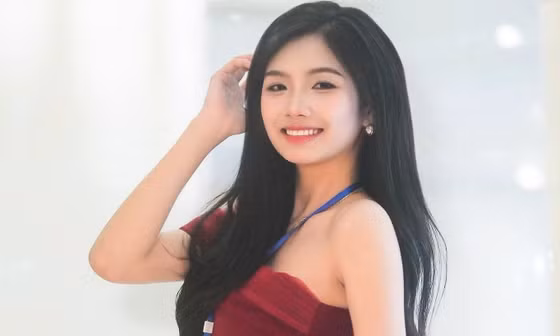 Á hậu Vũ Hồng Hạnh: 'Ngưỡng mộ Hoa hậu Việt Nam Đỗ Thị Hà vì tinh thần không ngừng học hỏi'