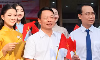 Nhà báo Phùng Công Sưởng: 'Trên Chuyến tàu Độc lập, thí sinh Hoa hậu Việt Nam hãy nhìn, nghe, cảm nhận và ghi nhớ'