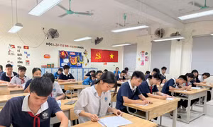 Học sinh tại Hà Nội tăng tốc ôn tập trước ngày thi Ảnh: M.K 