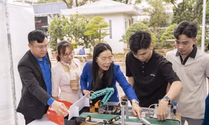 ‘Bệ đỡ’ sáng tạo trẻ 