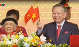Mẹ Việt Nam Anh hùng ngồi cạnh Tổng Bí thư Tô Lâm trong lễ diễu binh