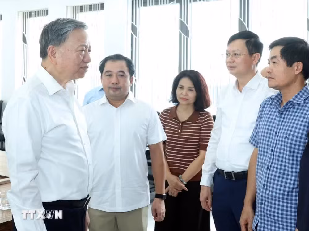tong-bi-thu-chu-tich-nuoc-kiem-tra-thuc-dia-mot-so-du-an-trong-diem-1.jpg