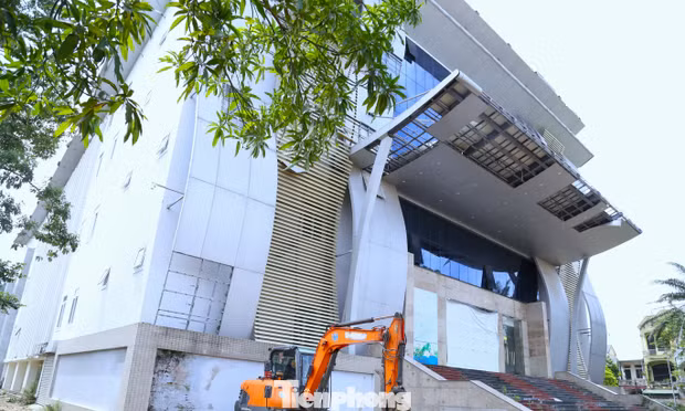 Hồi sinh trung tâm bảo tồn dân ca ví, giặm sau gần 10 năm đắp chiếu