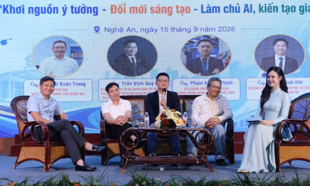 Truyền lửa khởi nghiệp, làm chủ AI để sinh viên kiến tạo giá trị