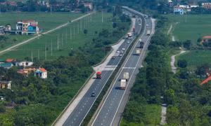 Chuyên gia giao thông: Xác định chính xác khoảng cách tương ứng với tốc độ không đơn giản